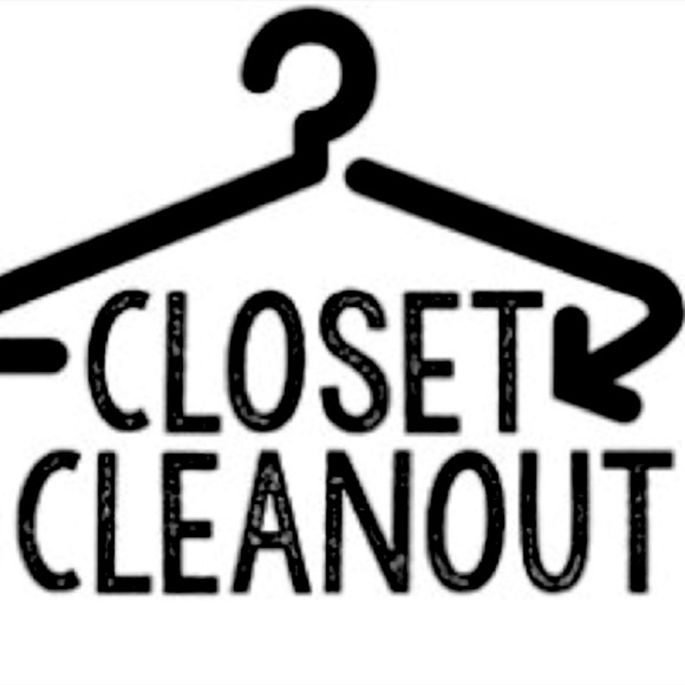 Major list of closet clean outs 😎
